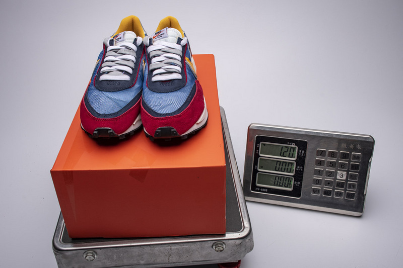 Sacai x Nike LDWaffle Blue Multi BV0073-400