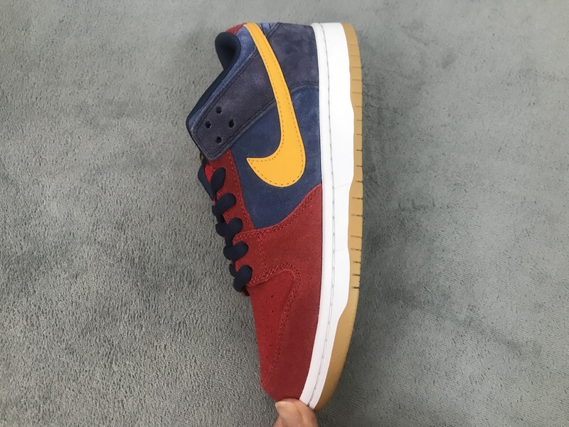 Nike SB Dunk Low Barcelona    DJ0606-400