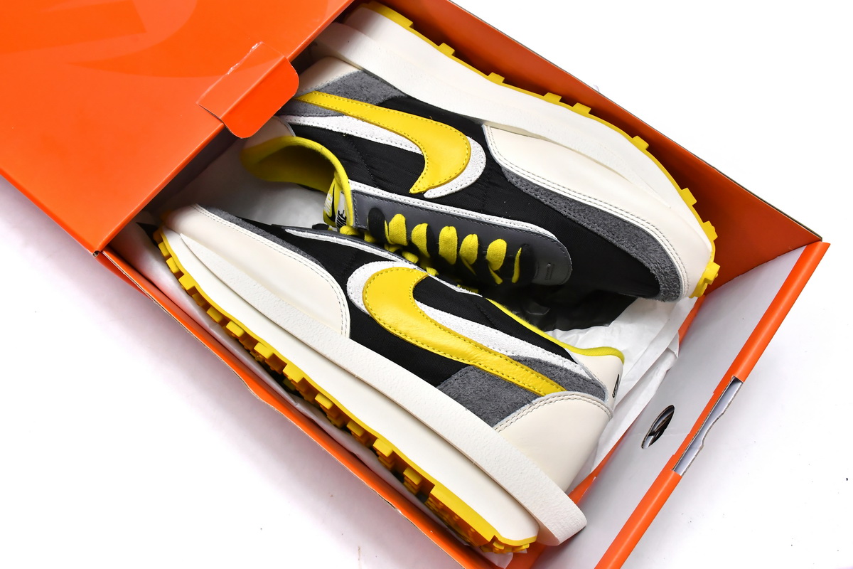 Sacai x Nike LDWaffle Black and Bright Citron  DJ4877-001