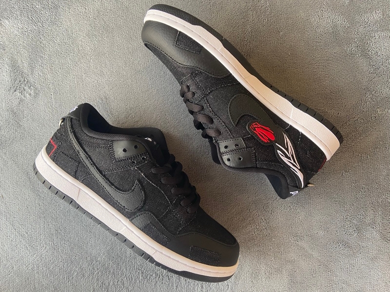 Verdy X Nike SB Dunk Low Pro QS Wasted Youth  DD8386-001