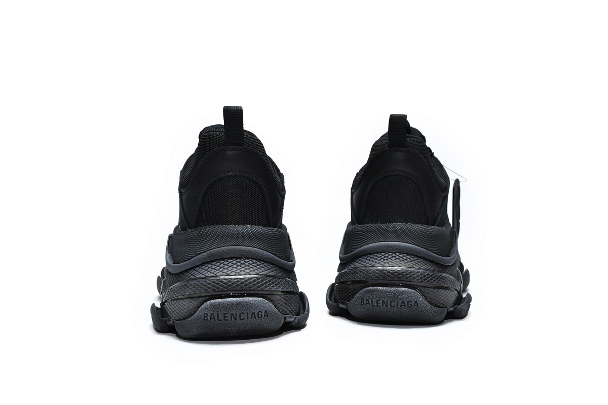 Ba***ci*ga Triple S Black  541624 W09O1 1000