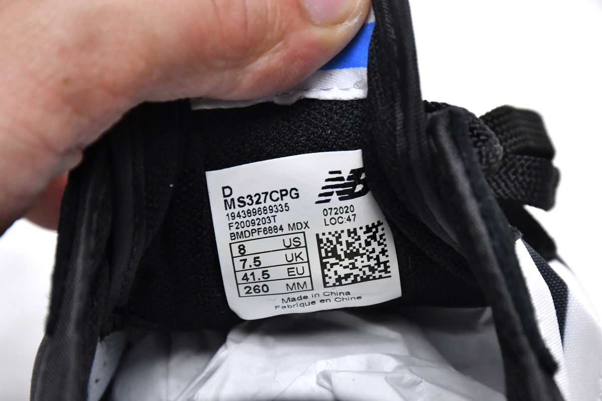 N*w B*lance 327 Black & White   MS327CPG