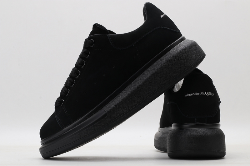 Alexander McQueen Sneaker Black   553761WHV671000
