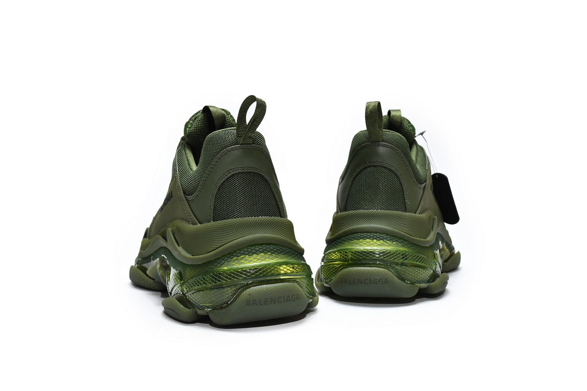 Ba***ci*ga Triple S Pitch Green  541624 W2GA1 2325
