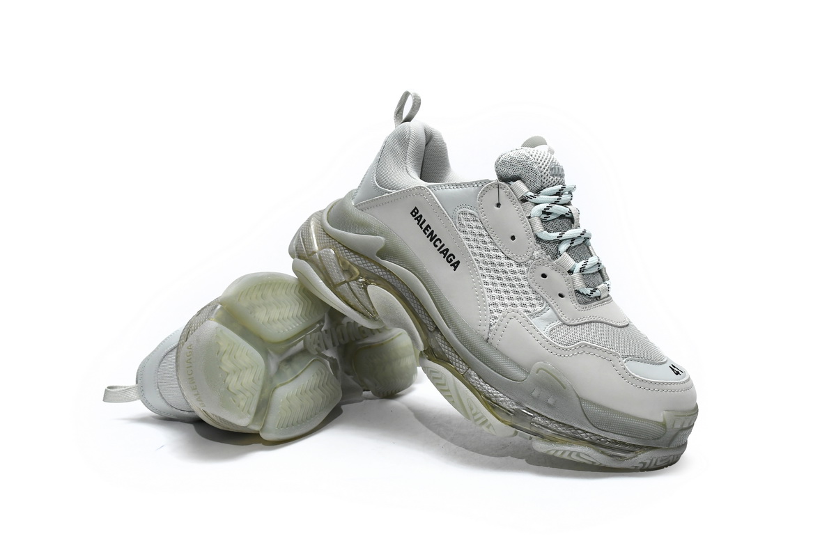 Ba***ci*ga Triple S Grey  541624 W09O1 1705