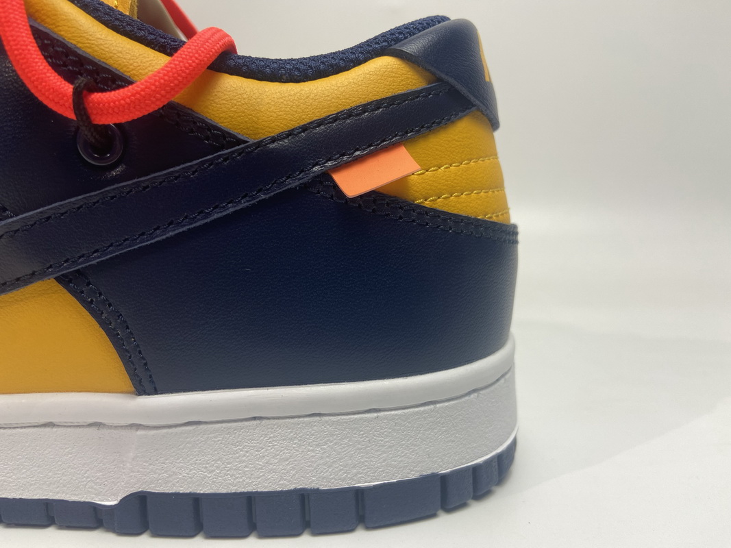 OFF WHITE X Nike Dunk SB Low White Michigan   CT0856-700
