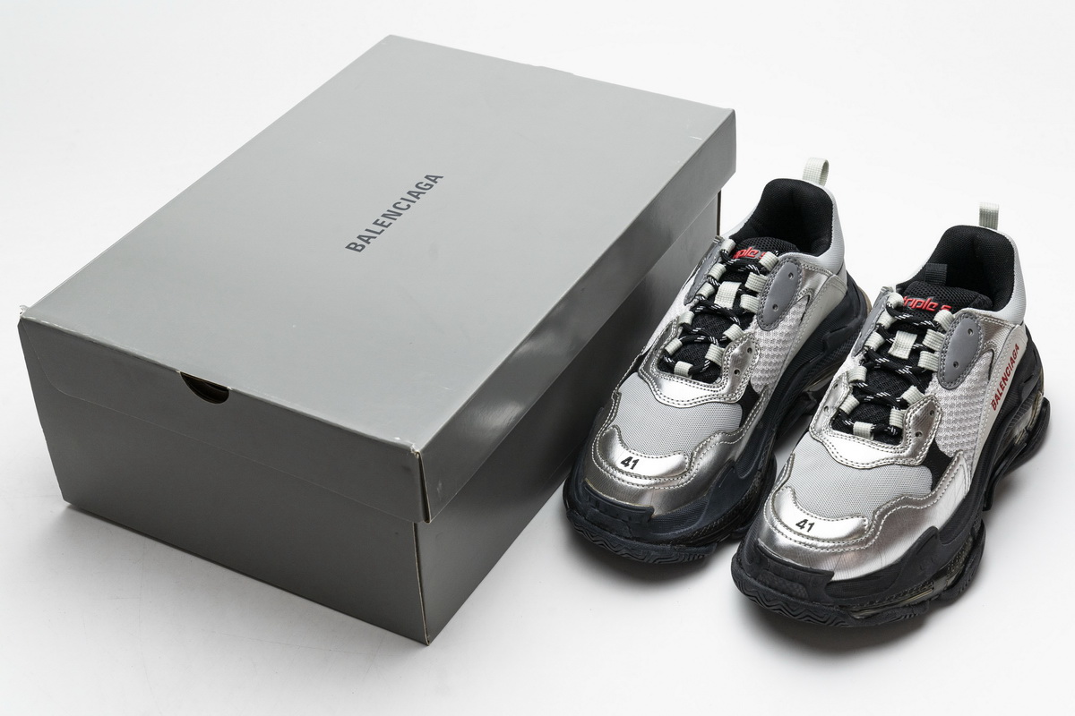 Ba***ci*ga Triple S Black Silver  541624 W09E1 7320