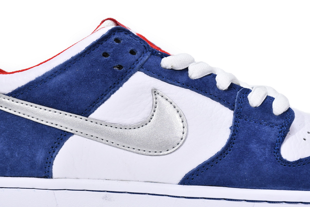 Nike SB Dunk Low Ishod Wair BMW  839685-416