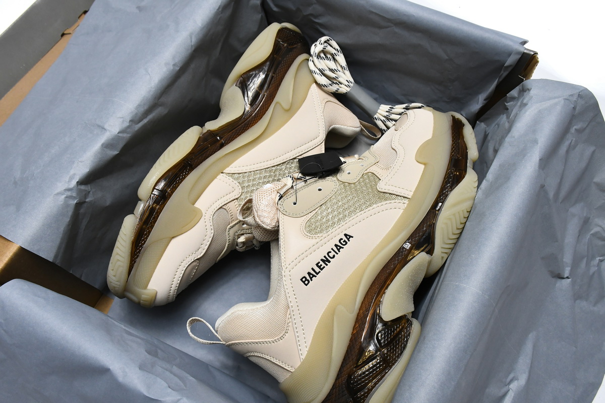 Ba***ci*ga  Triple S Nude   544351 W2GA1 9710