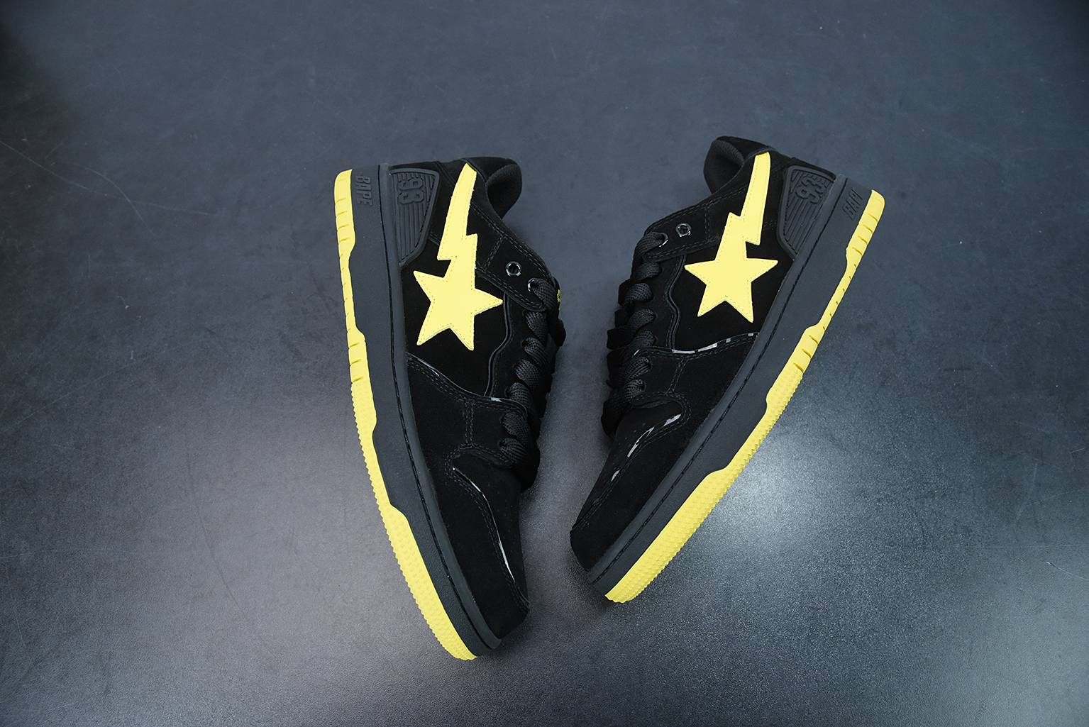 A Bathing Ape Sk8 Sta Black Electric Yellow 1G701090005