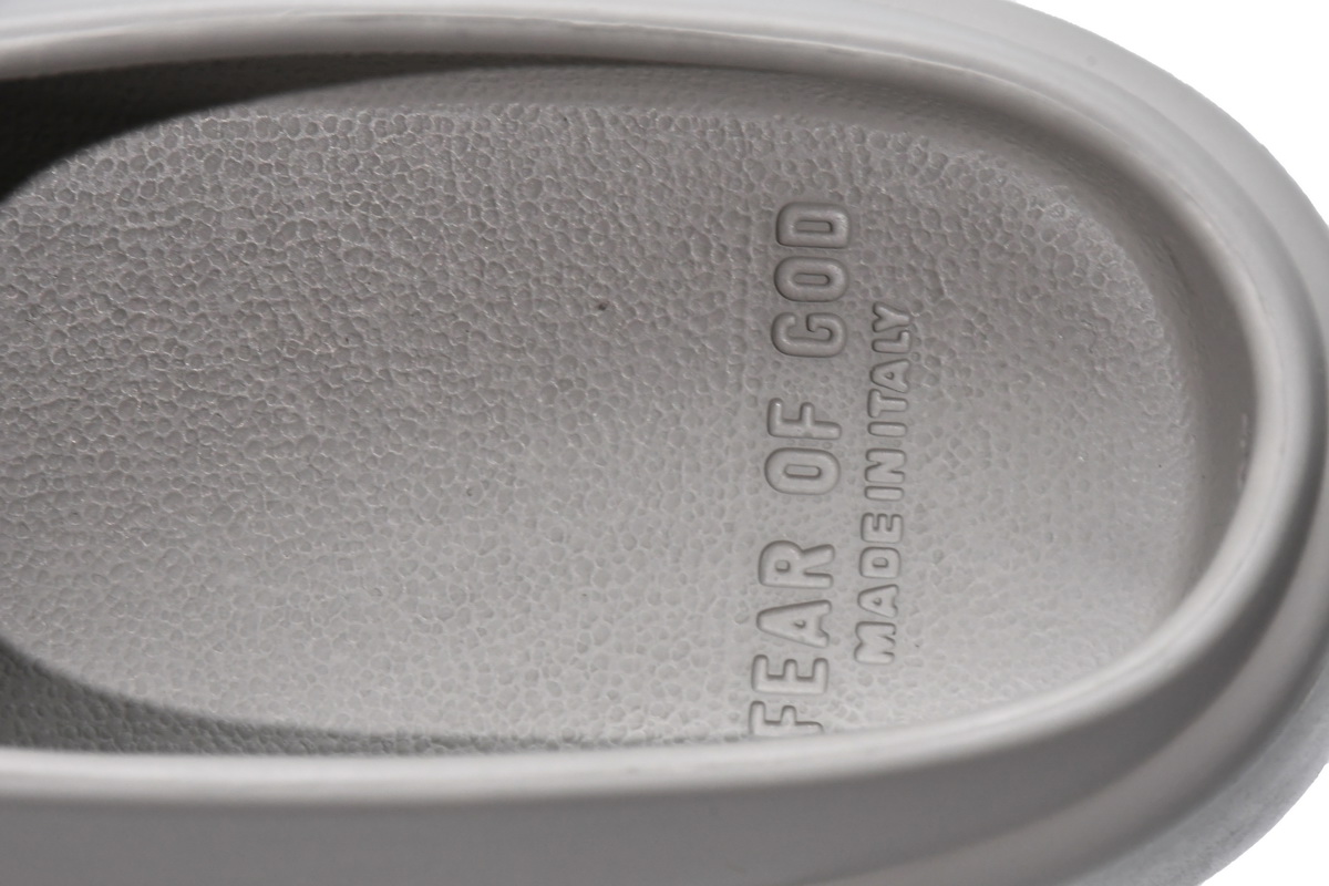 FEAR OF GOD The California Slip-On Concrete -333