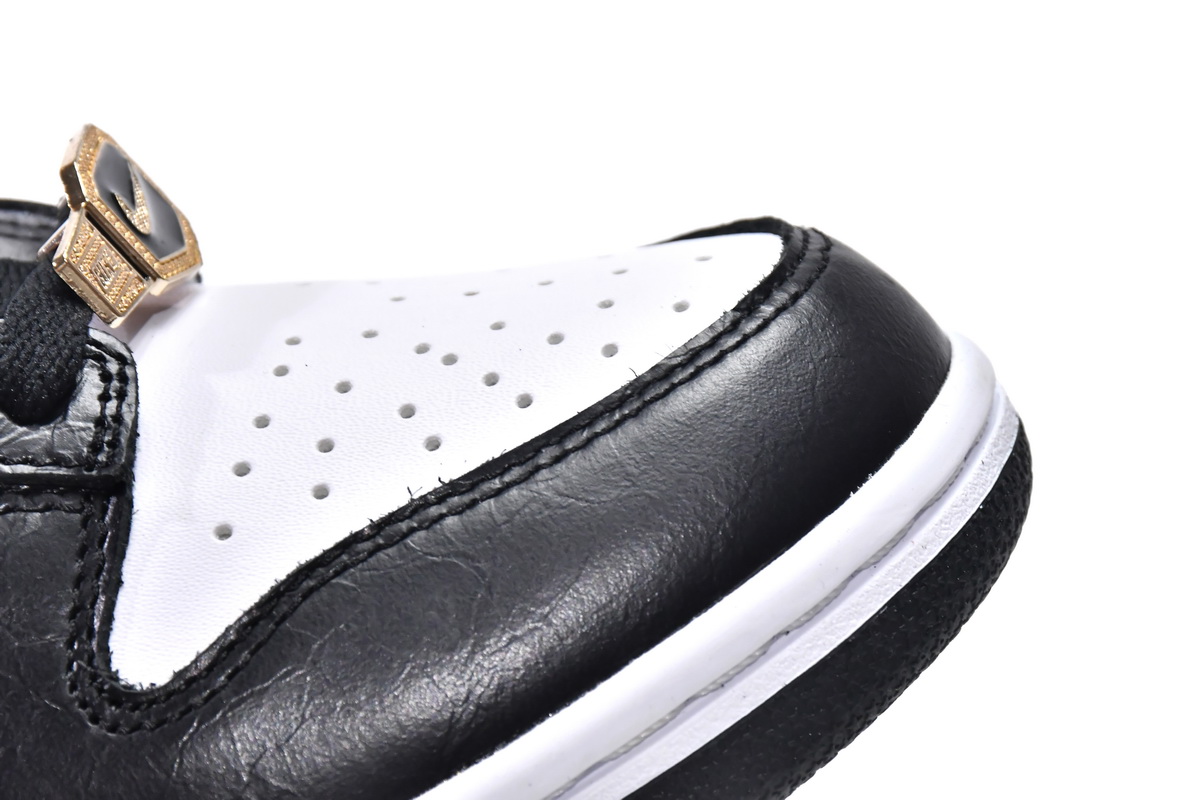 Nike Dunk Low World Champ  DR9511-100