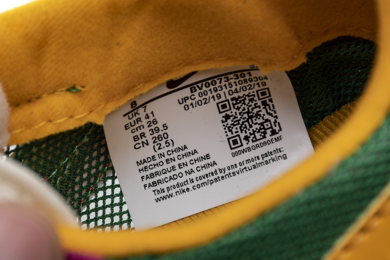 Sacai x Nike LDWaffle GreenPinkOrange BV0073-301