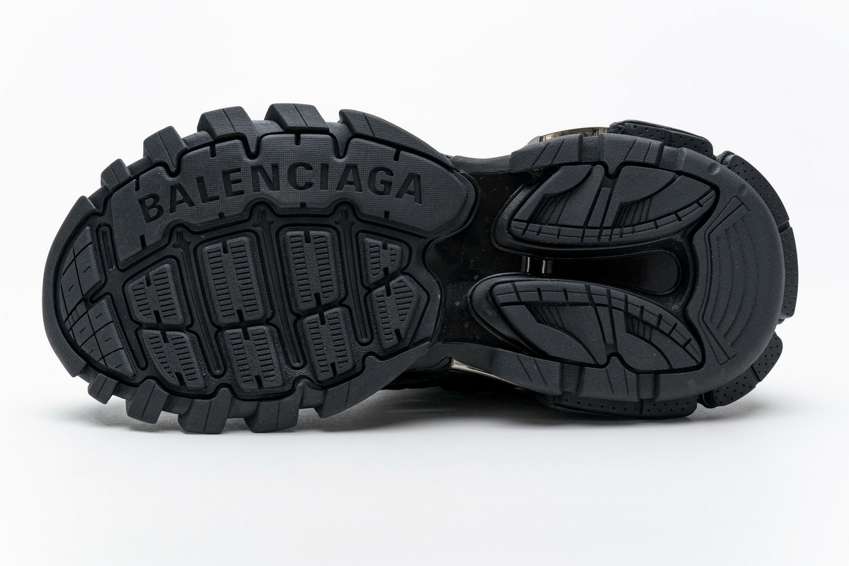 Ba***ci*ga Track 2 Sneaker Black    570391 W2GN1 1000