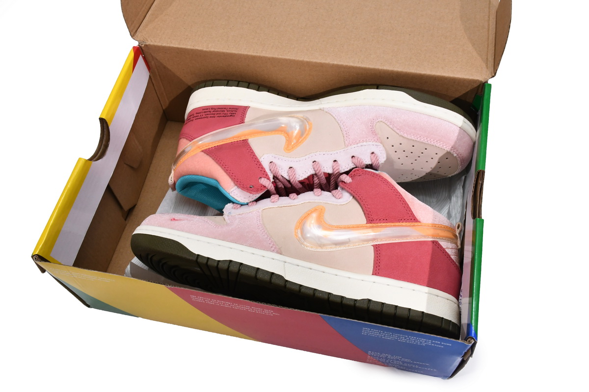Social Status x Nike Dunk Mid Strawberry Milk   DJ1173-600