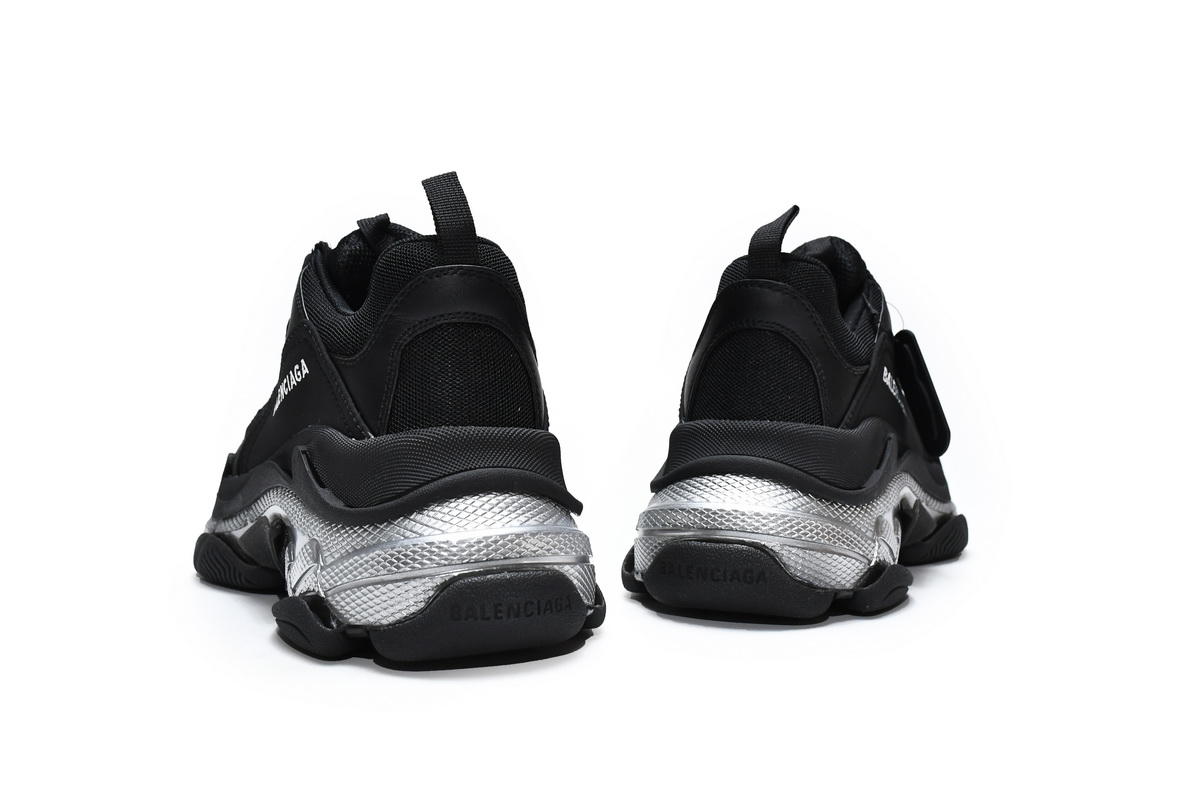 Ba***ci*ga Triple S Black Silver   544351 W2FB2 1001