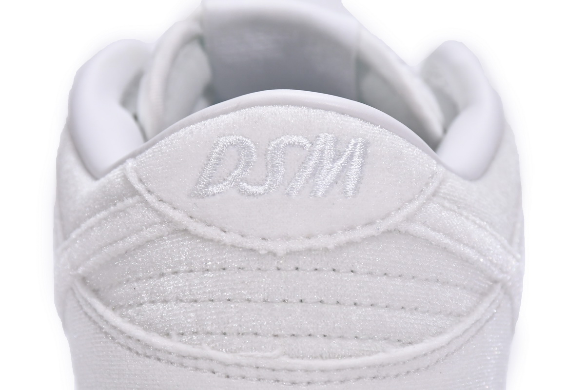 Dover Street Market x Nike Dunk Low Triple White   DH2686-100