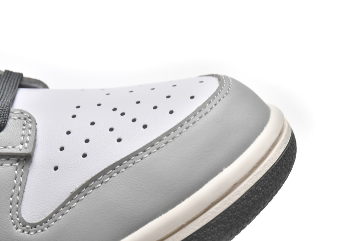 Nike Dunk Low Light Smoke Grey   DD1503-117