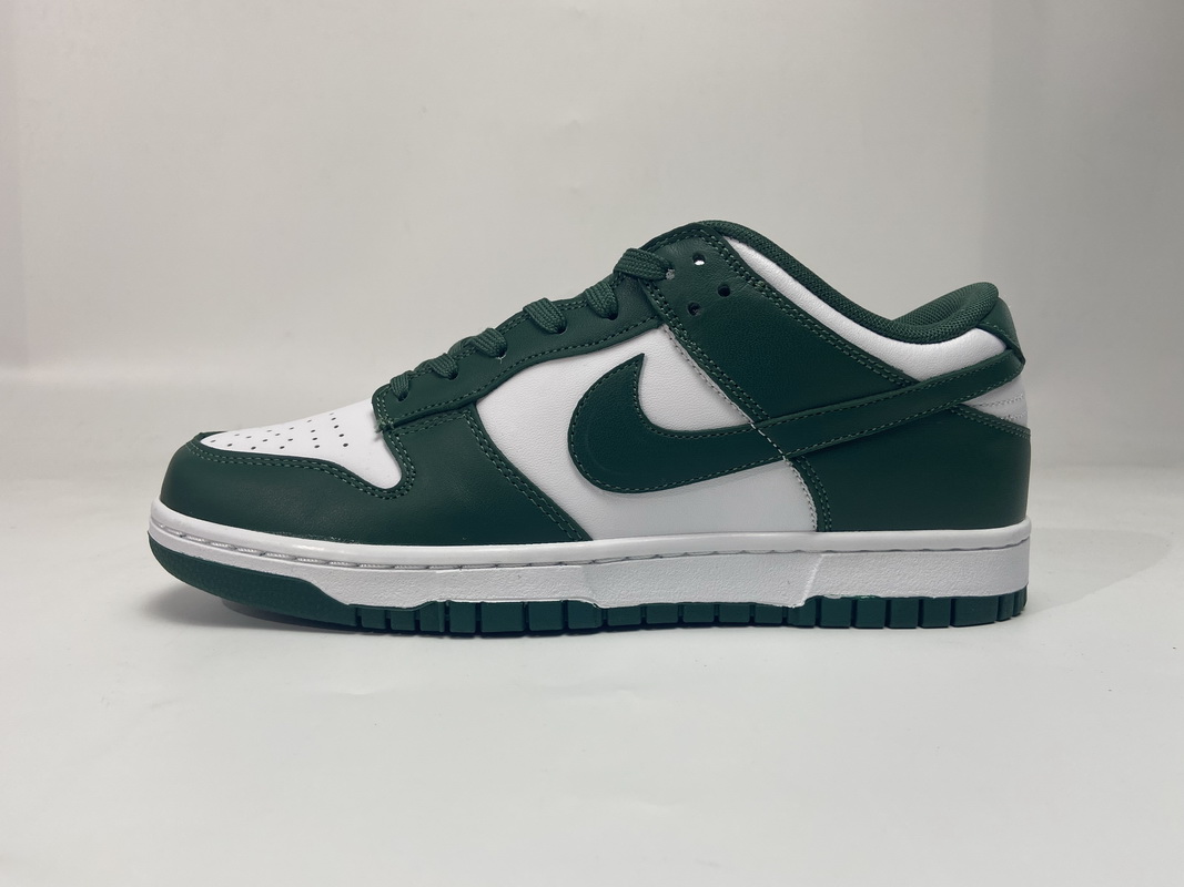 M Batch Nike SB Dunk Low Retro“Varsity Green”   DD1391-101