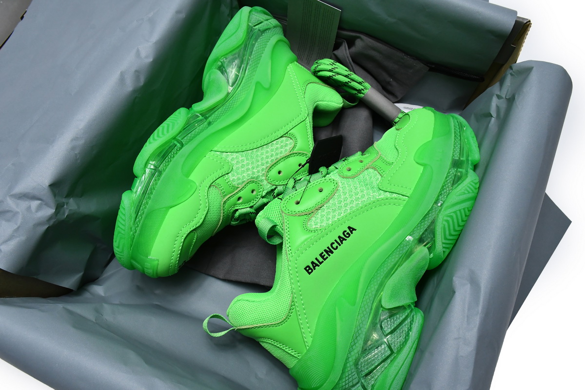 Ba***ci*ga Triple S Fluorescent Green  541624 W09OL 3801