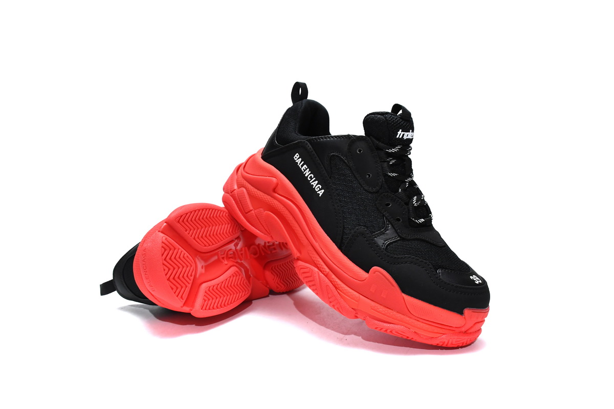 Ba***ci*ga Triple S Black Dark Red   536737 W2FZ1 1060