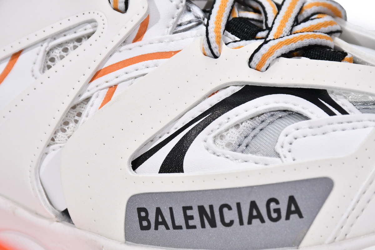 Ba***ci*ga Track White Orange 653813 W3CP3 9059