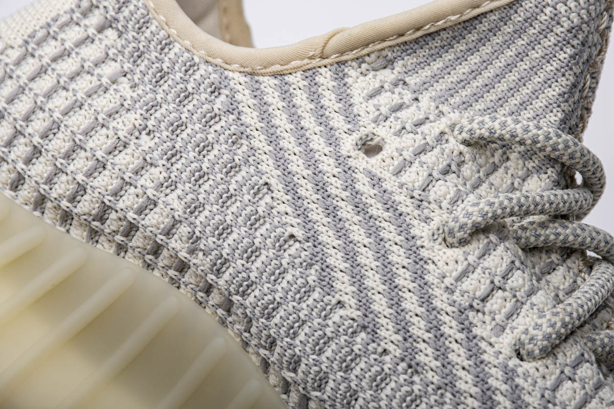 Adidas Yeezy 350 Boost V2  Lundmark  FU9161