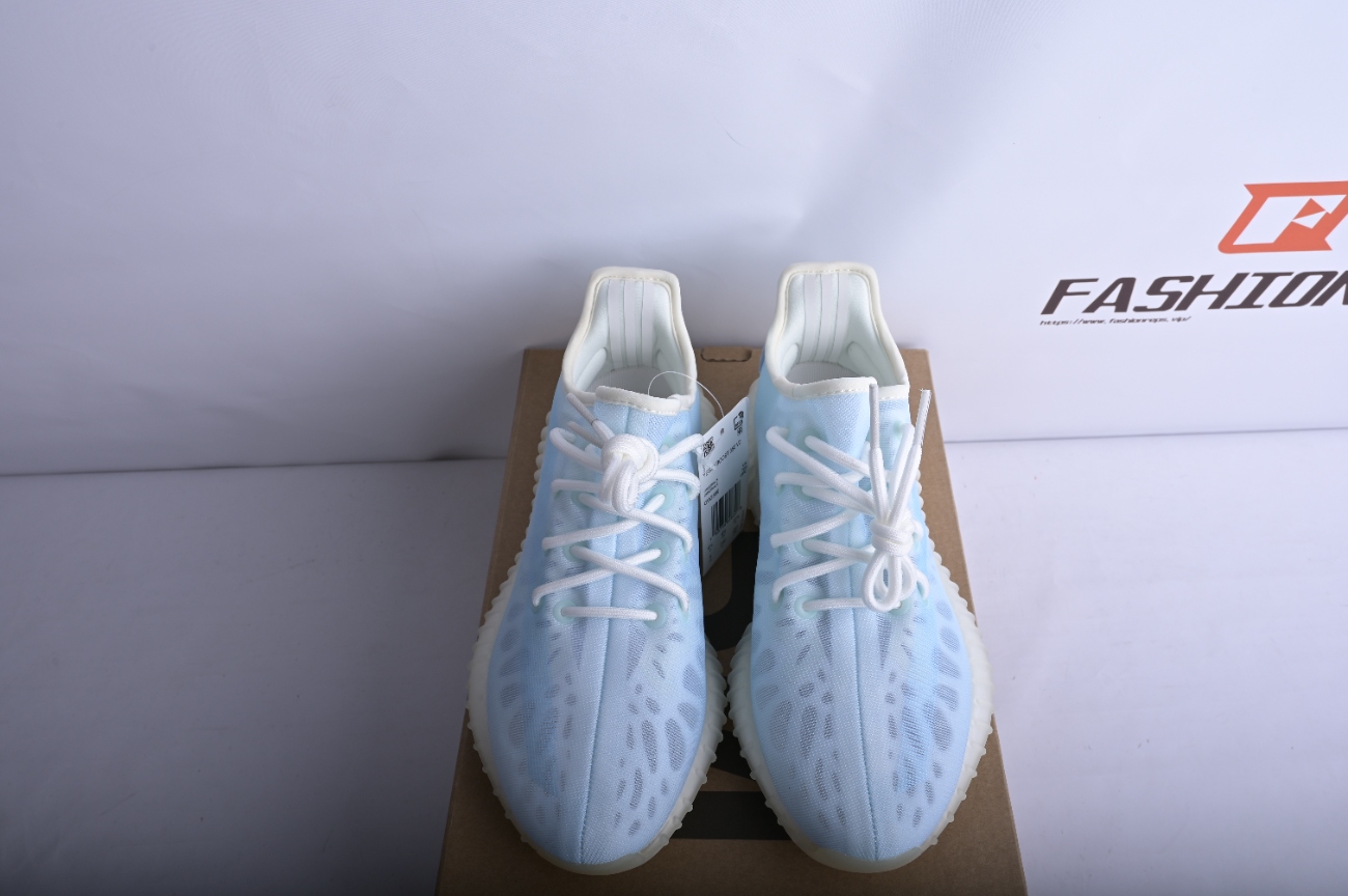 DG adidas Yeezy Boost 350 V2 Mono Ice GW2869