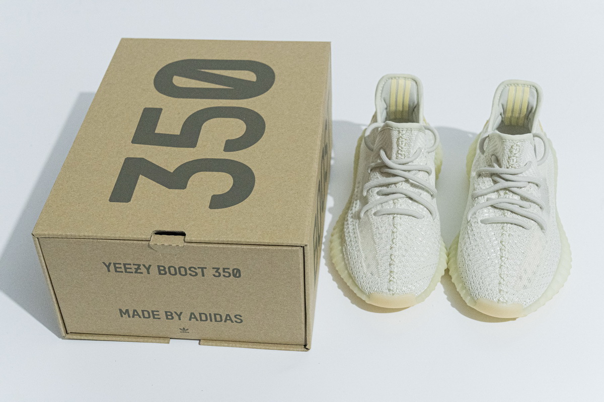 Adidas Yeezy Boost 350 V2 Light UV Sensitive  GY3438