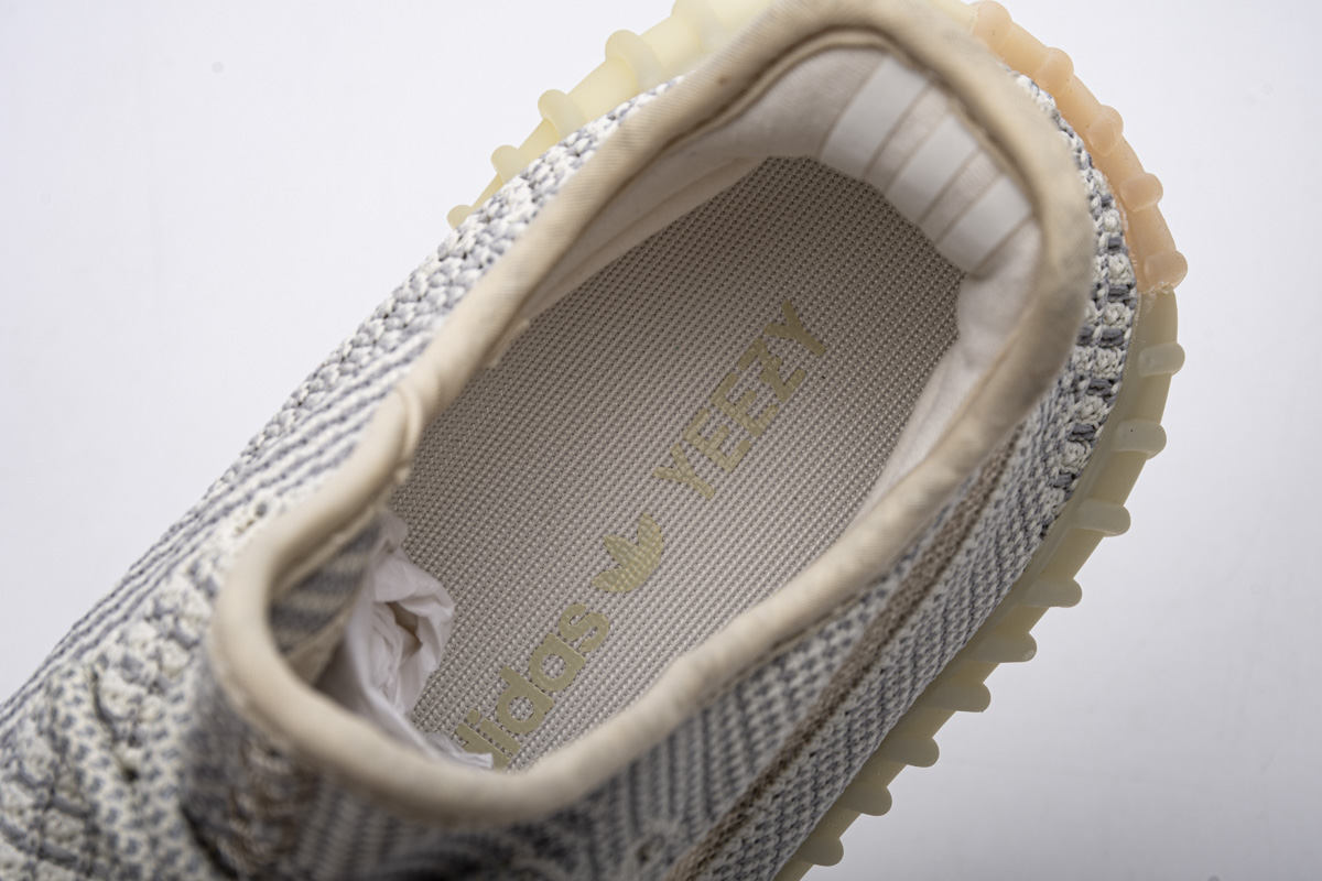 Adidas Yeezy 350 Boost V2  Lundmark  FU9161