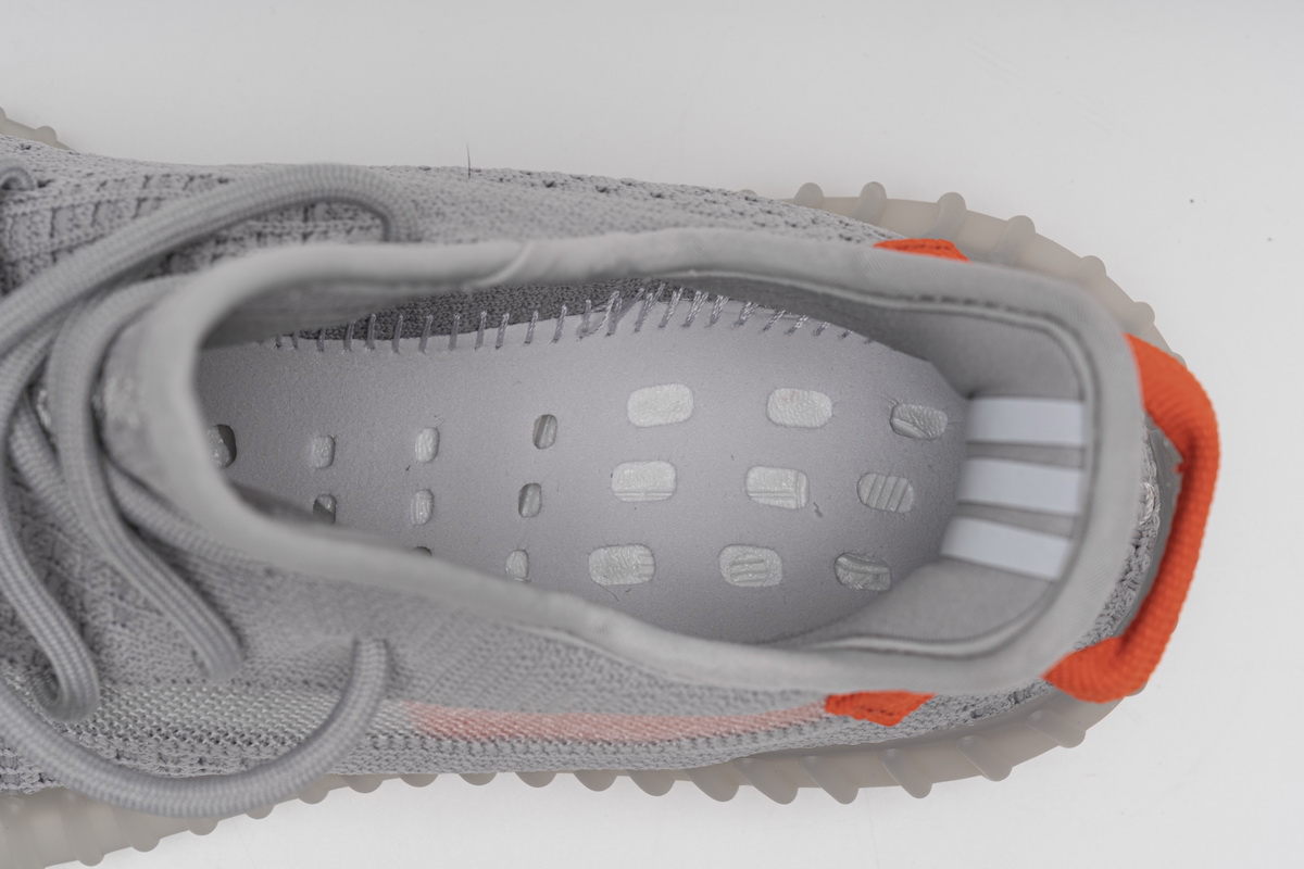 adidas Yeezy Boost 350 V2 “Tail Light”Real Boost FX9017