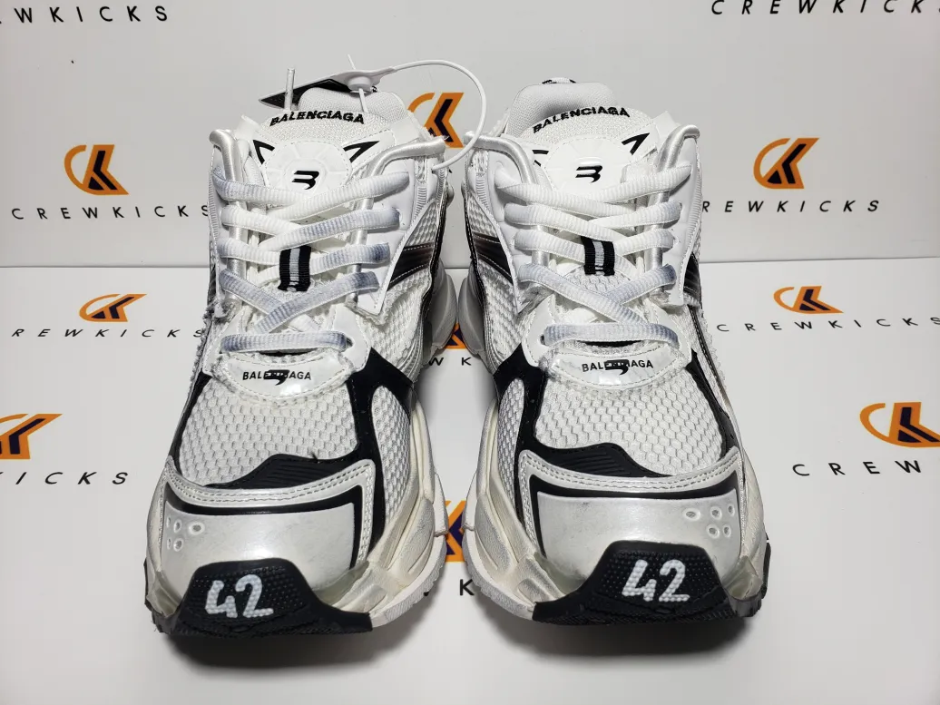 Balenciaga Runner Sneaker Gradient White Black