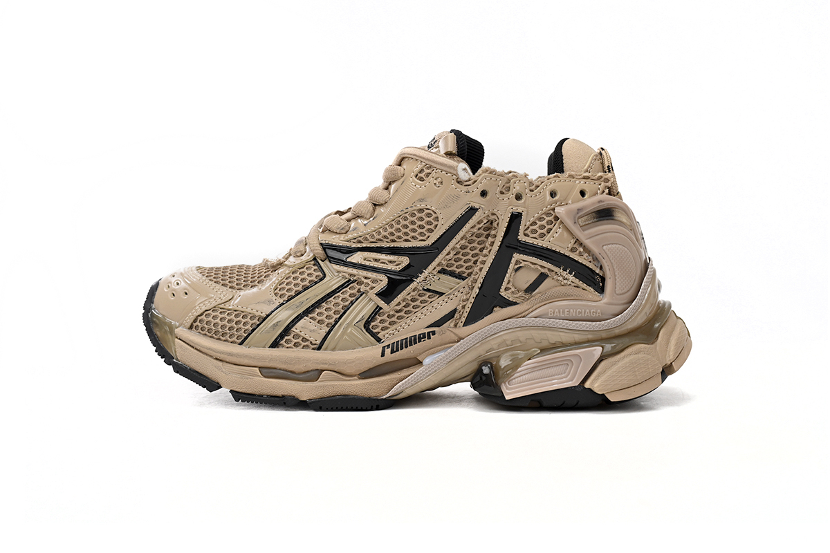 Balenciaga Runner Dark Brown 677402 W1RA8 0125