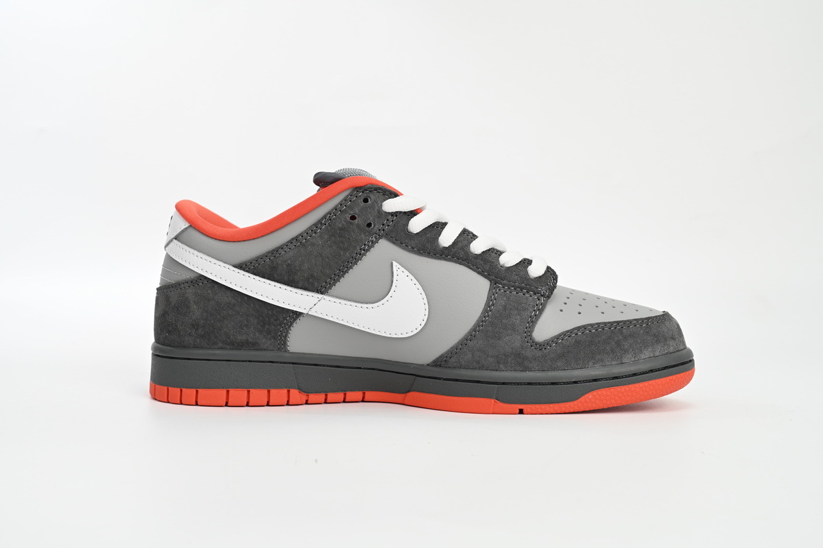 Nike SB Dunk Low Staple NYC Pigeon 304292-011