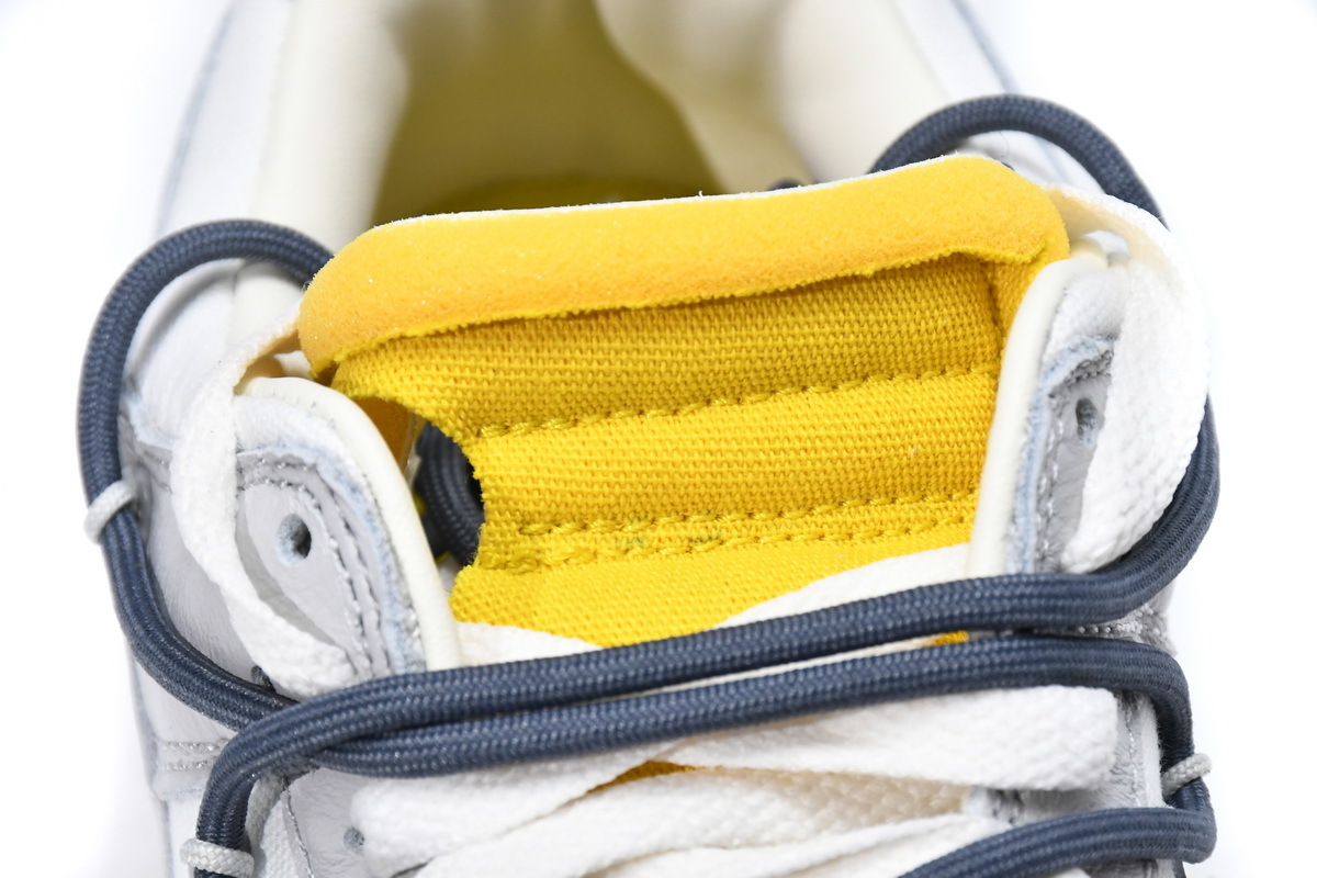 OFF WHITE x Nike Dunk SB Low Lot 41 DM1602-105