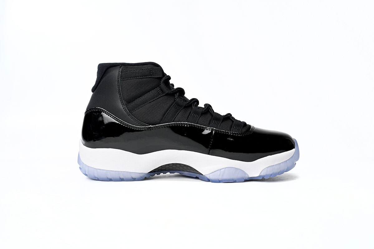 Jordan 11 Retro Space Jam 378037-003