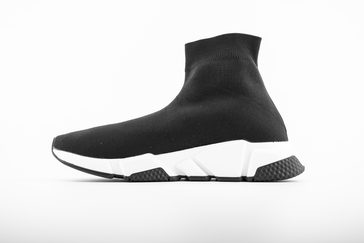Balenciaga Speed Runner Black and White CA5TS