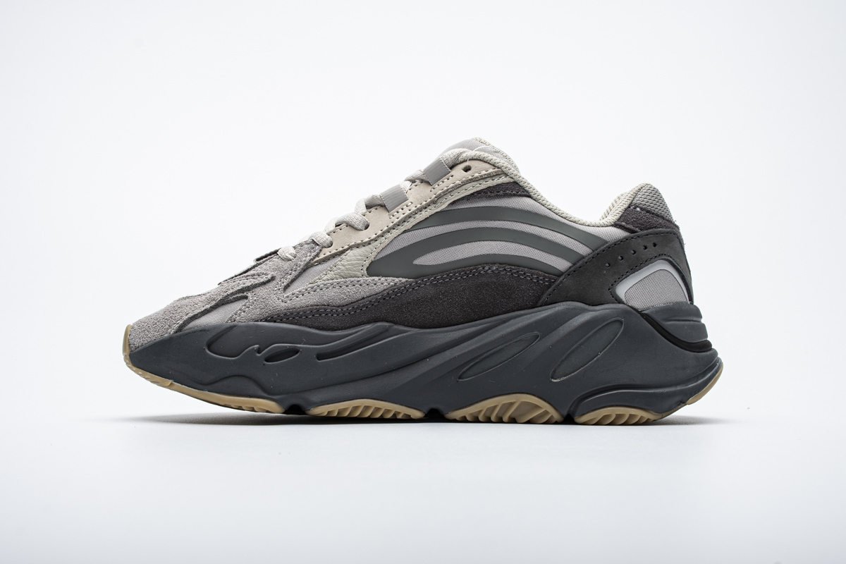 Yeezy Boost 700 V2 ��Tephra�� FU7914