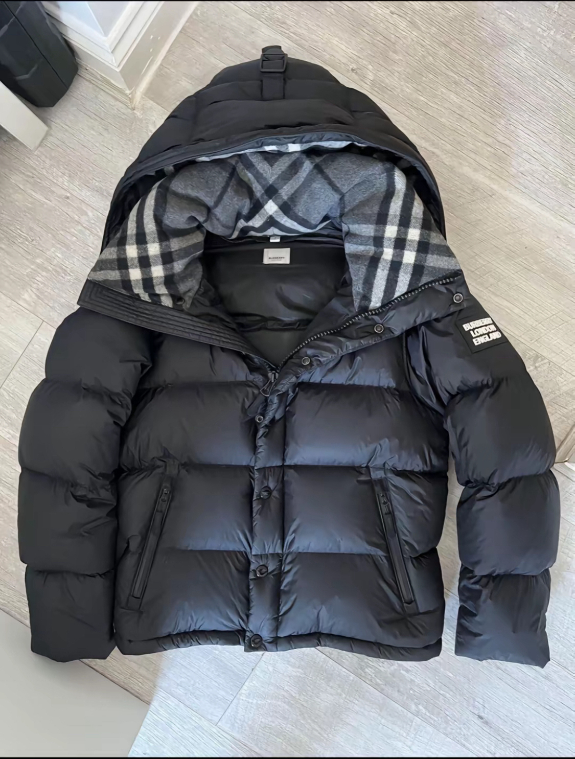 Burberry Puffer Jacket Black