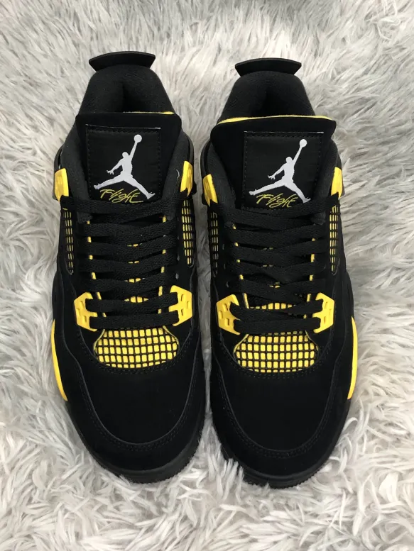 Jordan 4 Retro Thunder DH6927-017
