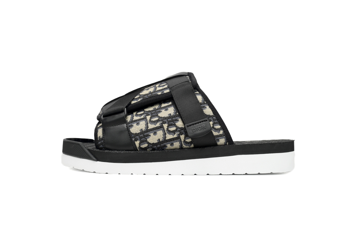 Alpha Sandal Oblique