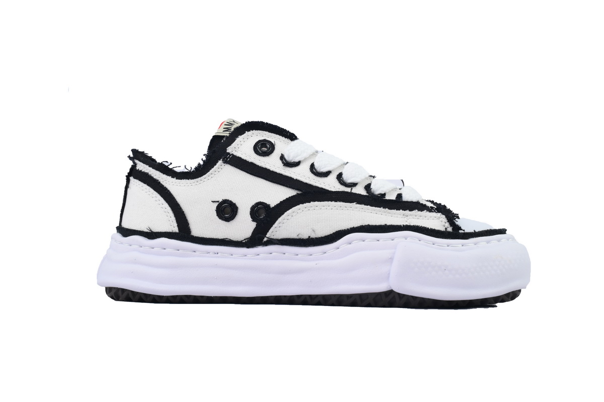 Maison Mihara Yasuhiro Peterson Low Snkeaer White