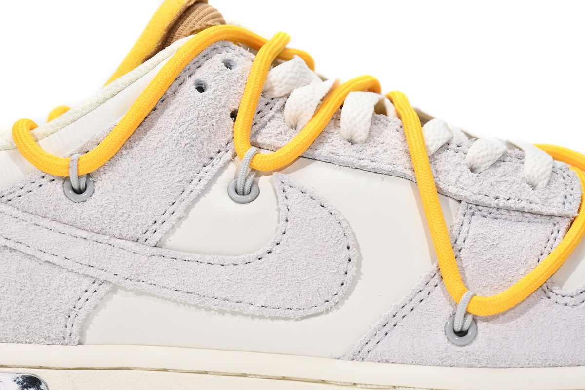 OFF WHITE x Nike Dunk SB Low Lot 39 DJ0950-109