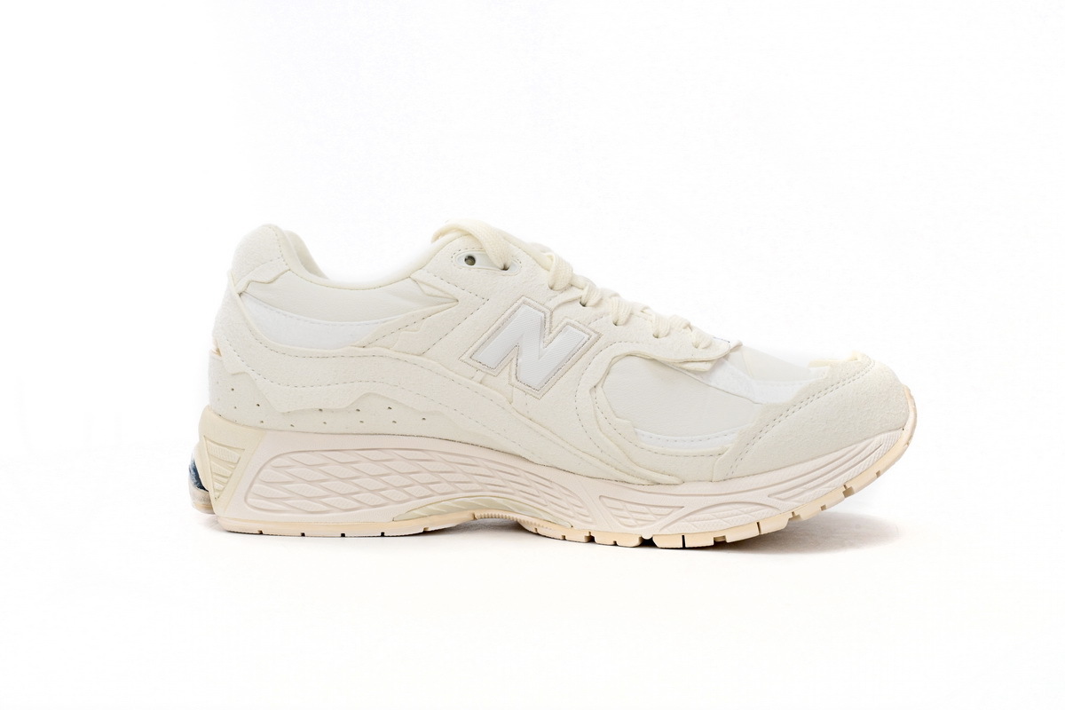 New Balance 2002R Protection Pack Sea Salt M2002RDC