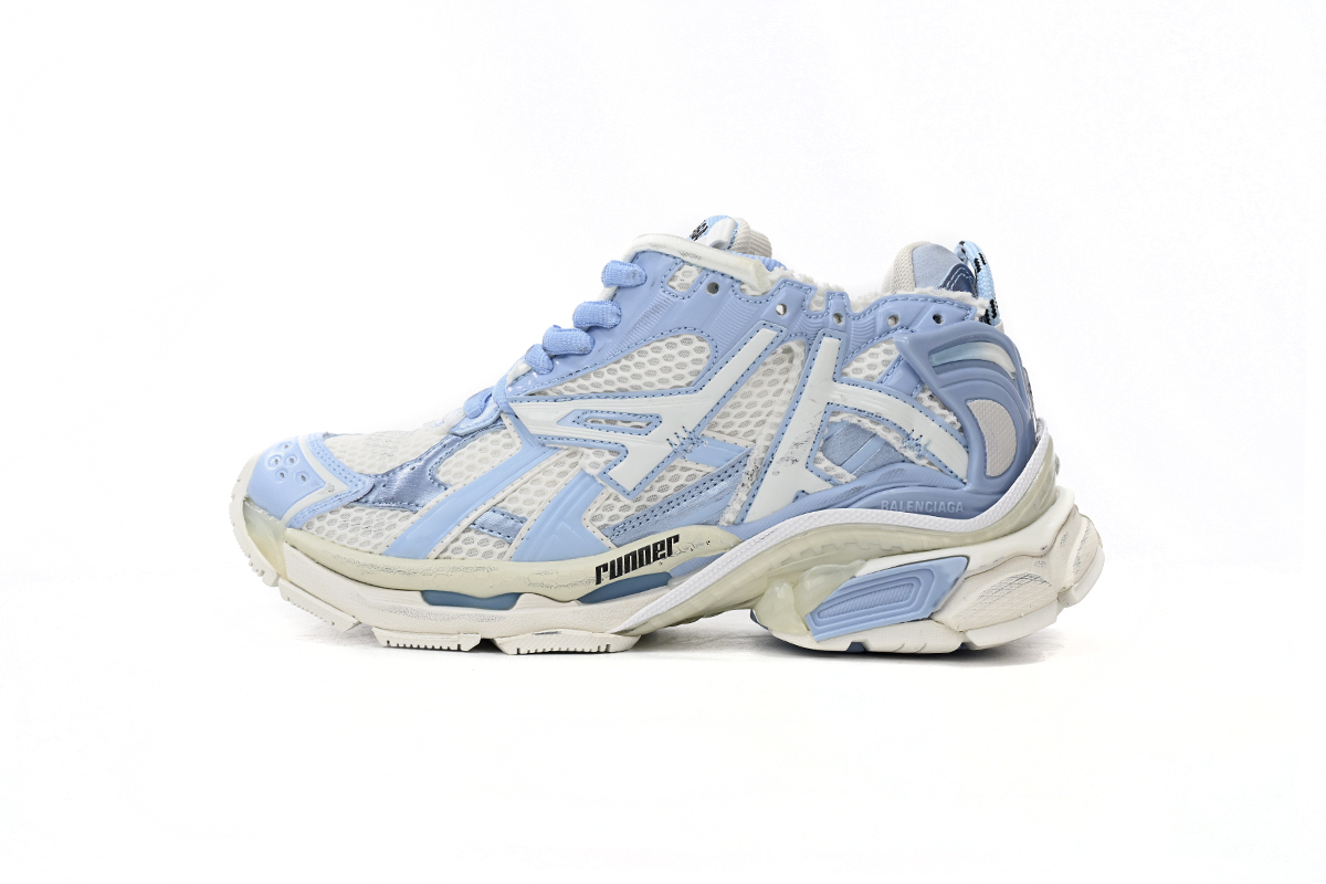 Balenciaga Runner Light Blue 677402 W3RB2 9744