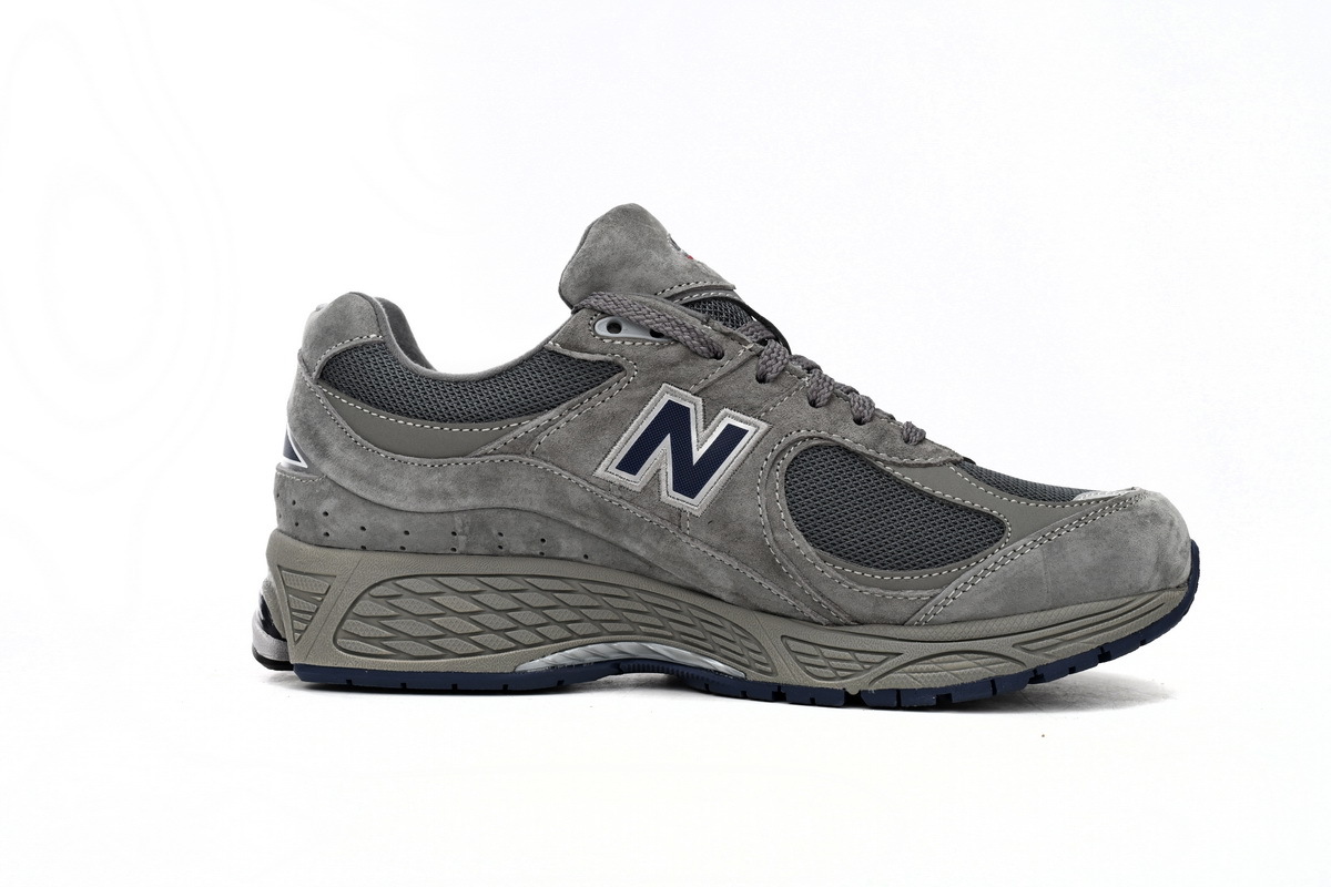 New Balance 2002R Gore-Tex Castlerock M2002RXC