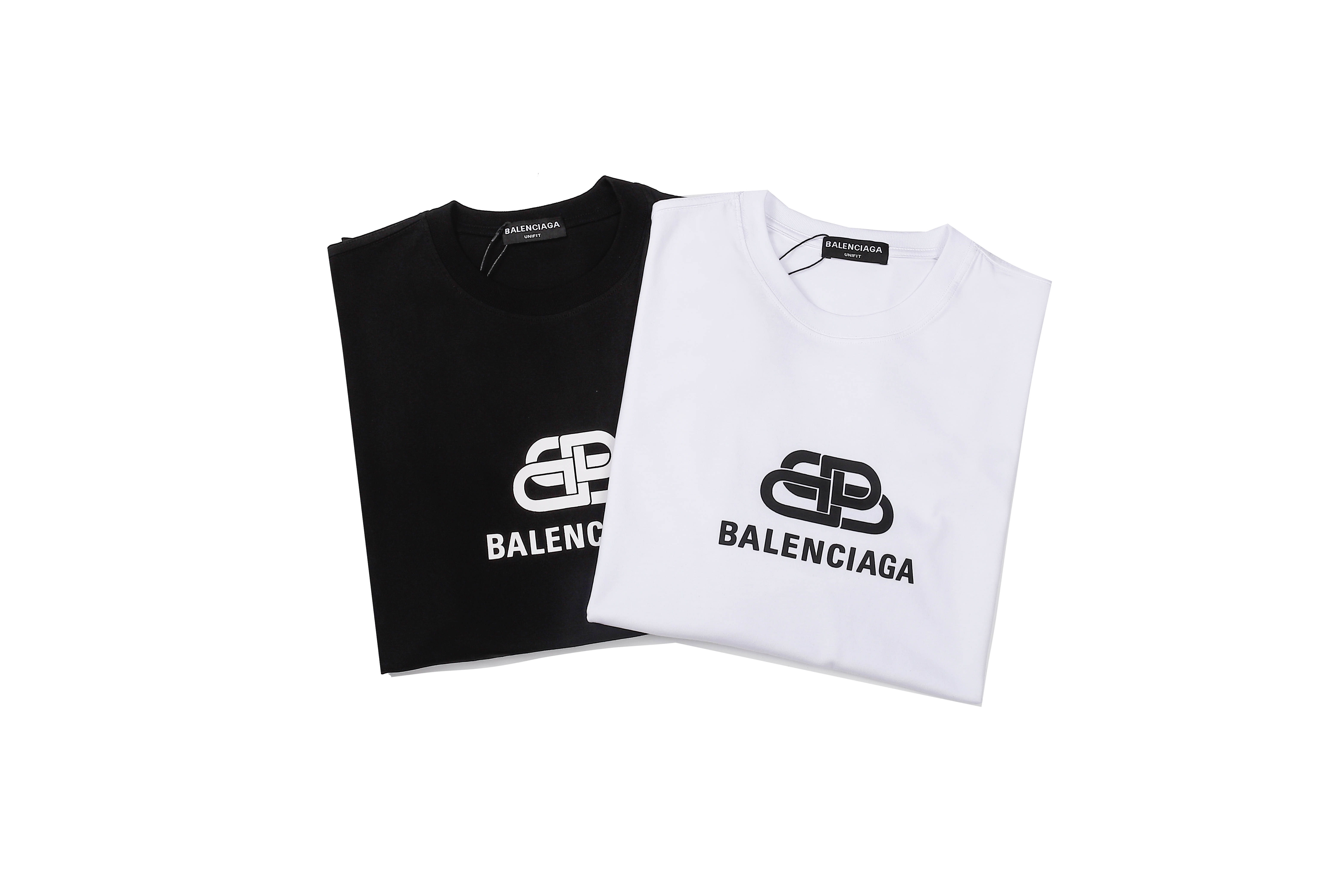 Balencigia T-shirt Black and White KT2302