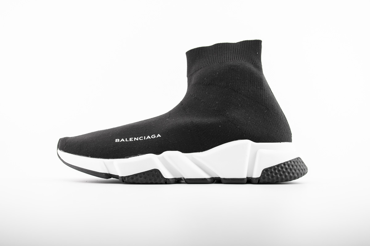 Balenciaga Speed Runner Black and White CA5TS