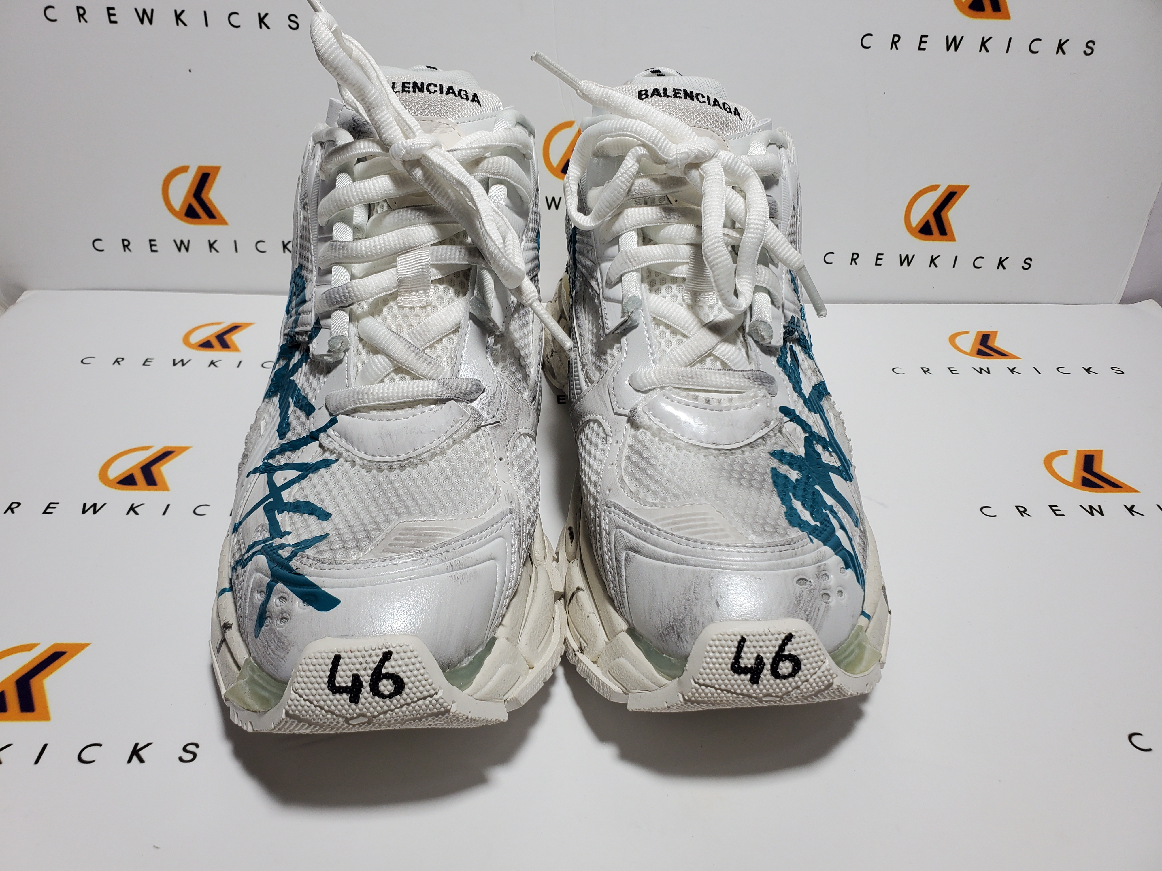 Balenciaga Runner Graffiti White Blue 772774 W3RBQ 9040