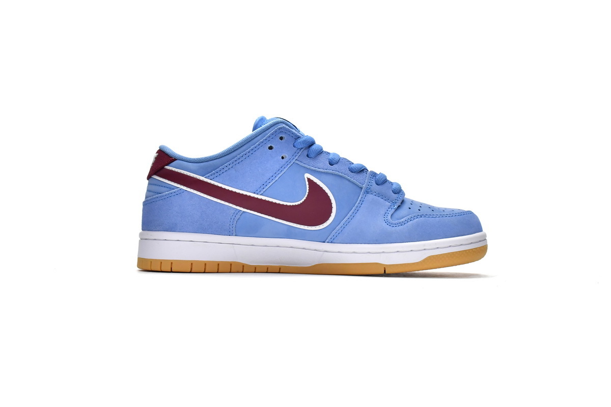 Nike SB Dunk Low Philadelphia Phillies DQ4040-400